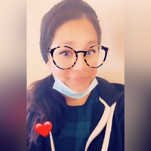 Meet your Posher, Savvy